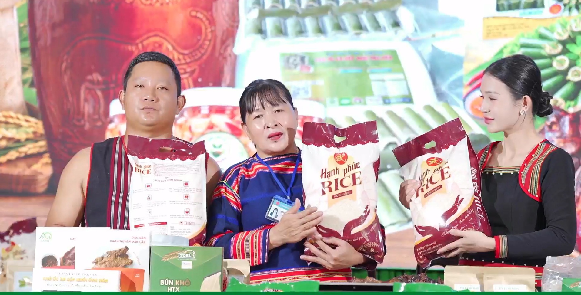 Top- Nông Nghiệp Xanh - Chuyển đổi số trong nông nghiệp.00_04_00_17.Still004